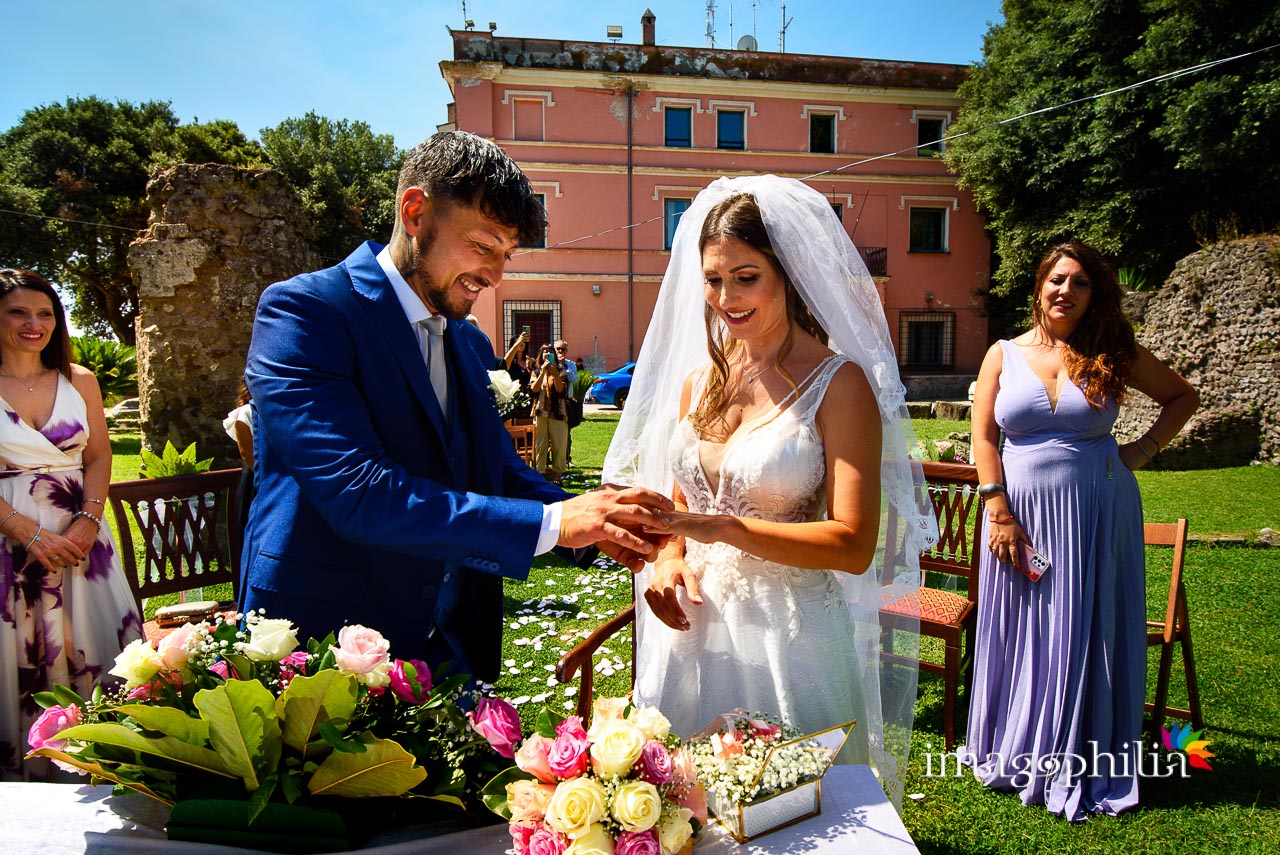 Matrimonio civile all'aperto nel parco di Villa Sforza Cesarini a Lanuvio