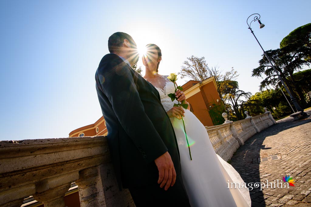 Post matrimonio: gli sposi ritratti in vetta al Gianicolo